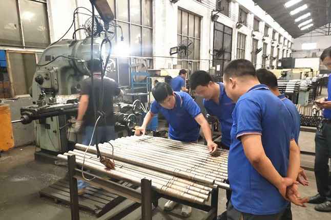 开云手机·官方版网站登录入口-开云(中国)每周对各个工序进行质量监督检验的现场。